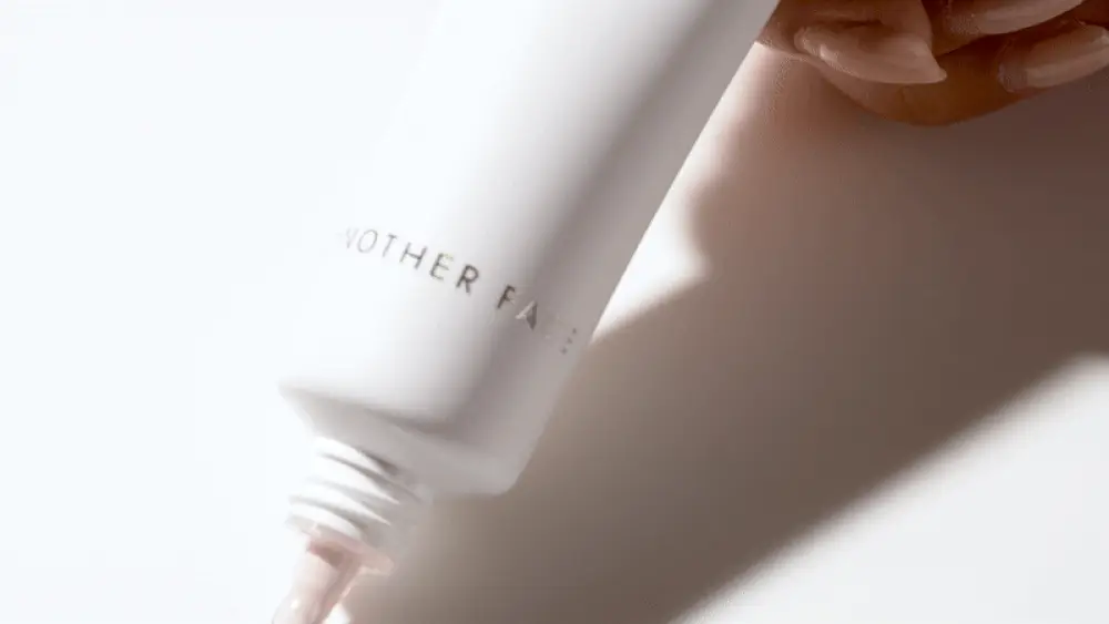 [파데프리&생기톤업] 어나더페이스 나이아치온 빛 톤업 선크림 50ml 상세페이지 32